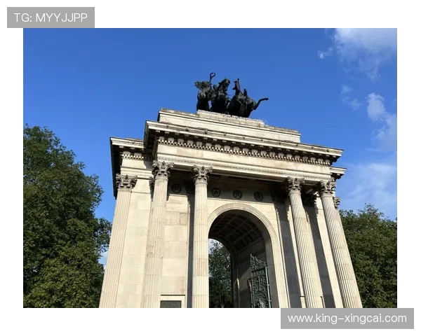 皇家社会俱乐部的历史与文化在英国伦敦的演变探秘
